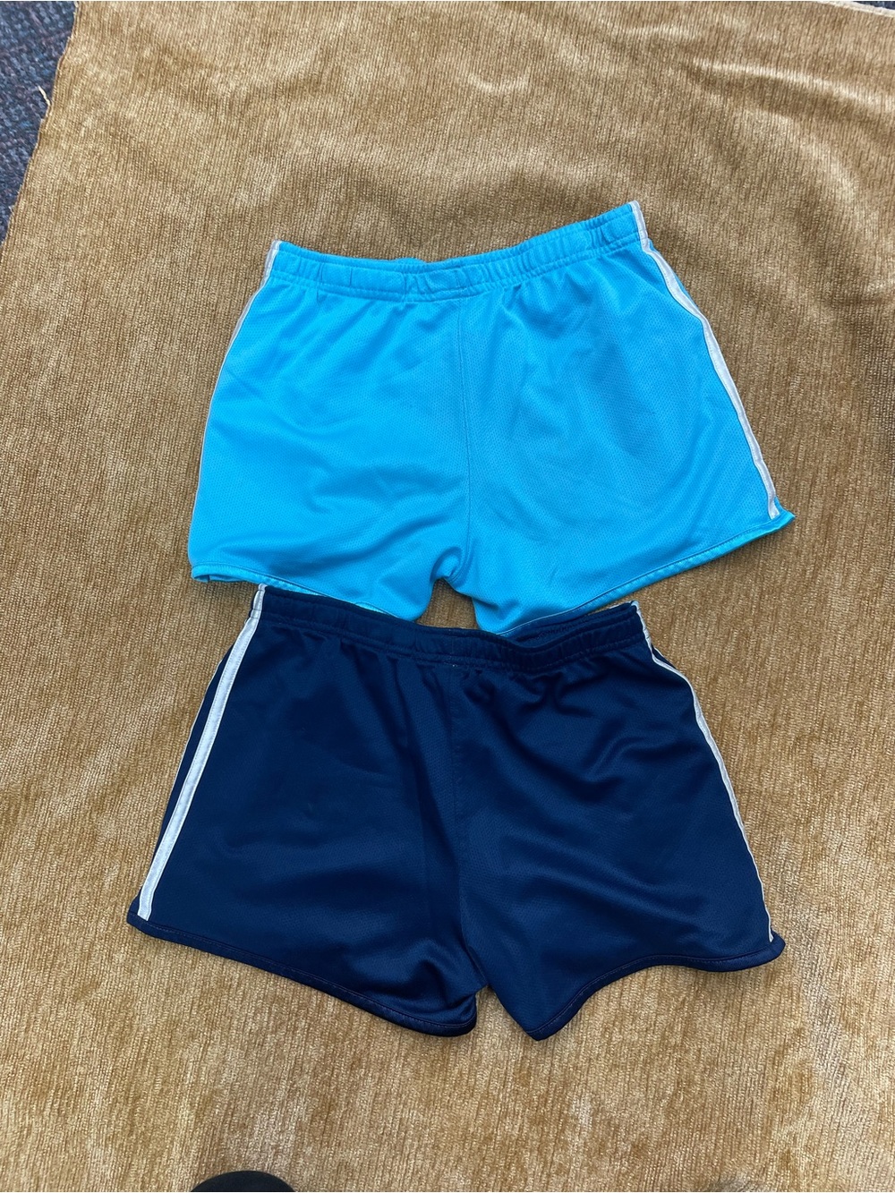 Adidas youth size large, pull on 2 pocket vintage athletic shorts - 2 pair - Picture 9 of 11